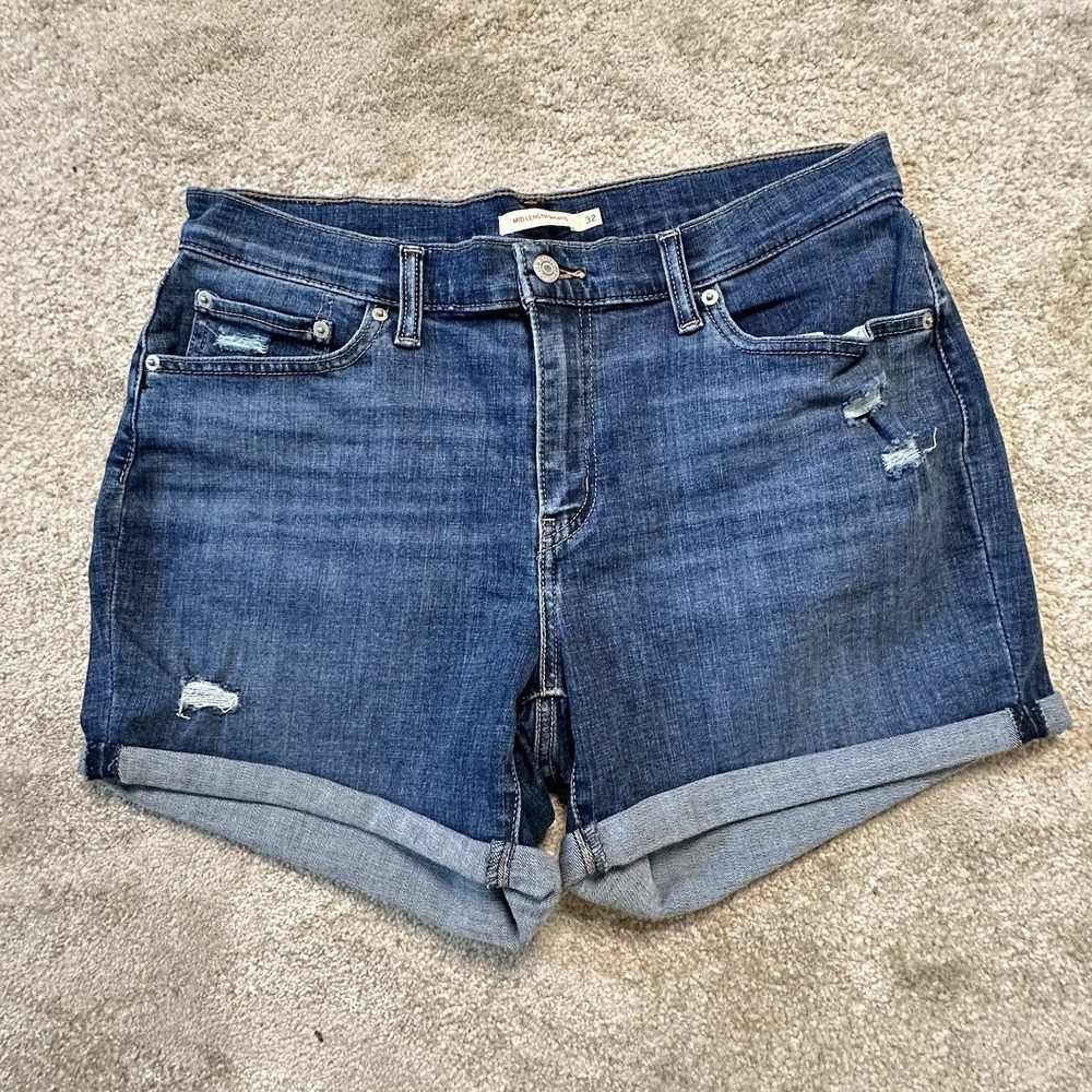 Levi's Women's Medium Wash Distressed Mid Length Cuffed Denim Shorts - 32